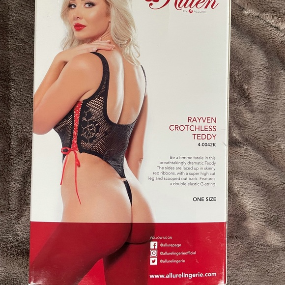 Brand New In Box Rayven Crotchless Lace Teddy - Picture 2 of 2